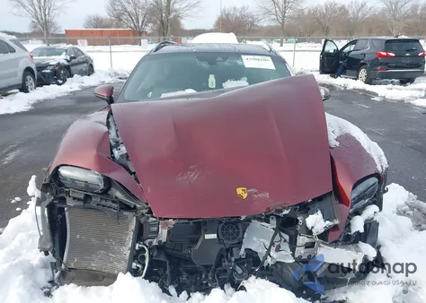 2022 Porsche Taycan Cross Turismo 4 z USA, uszkodzony, nr VIN WP0BA2Y14NSA67715